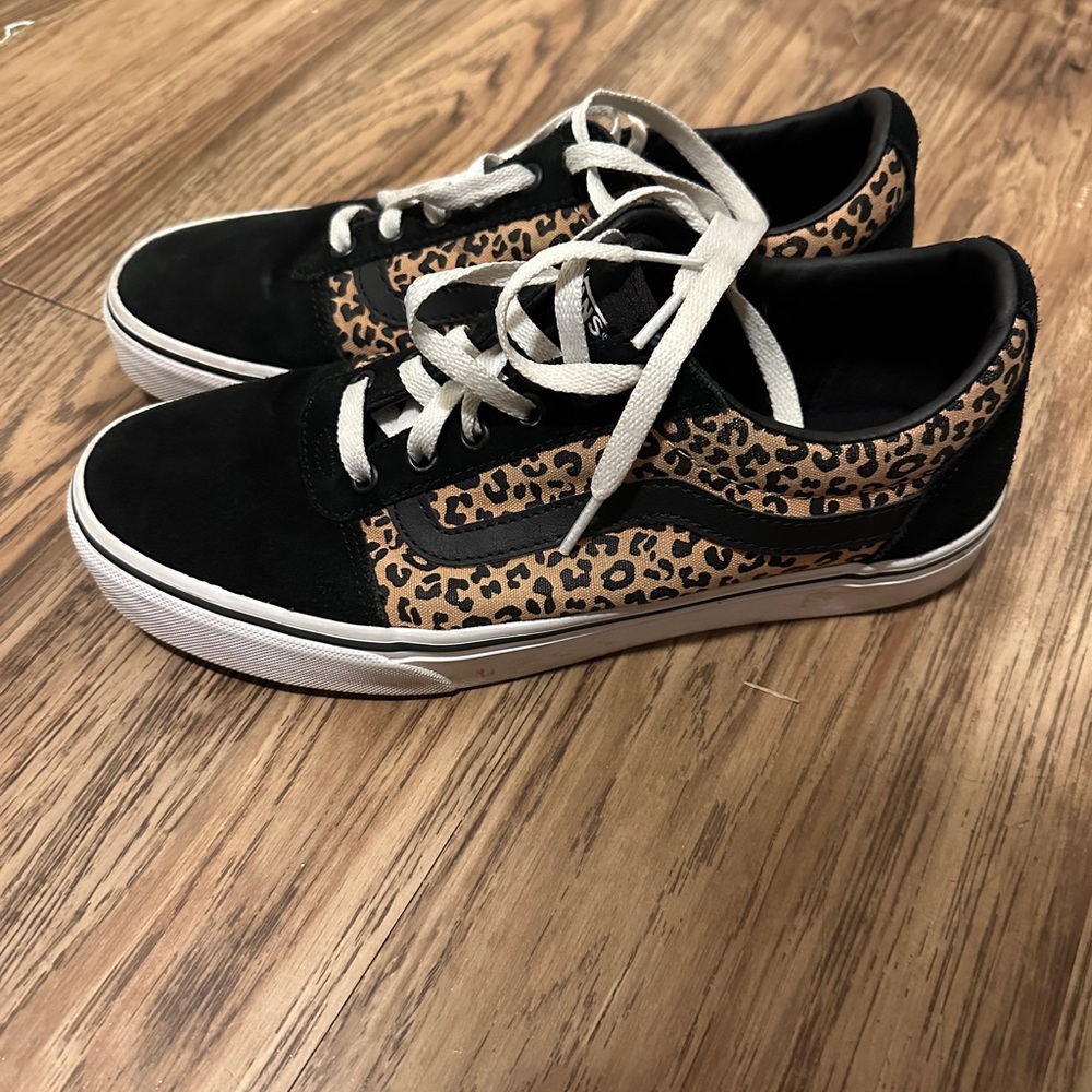 Leopard vans size 10 worn just a few times